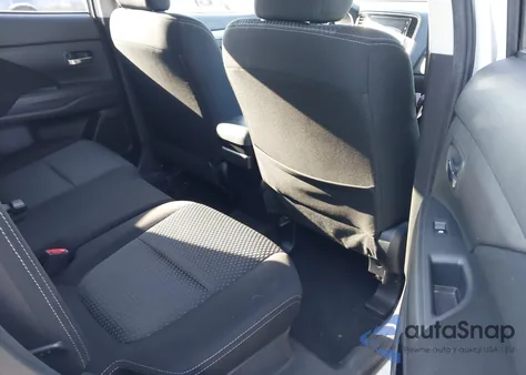 2018 Mitsubishi Outlander Se from USA, damaged, VIN JA4AD3A34JZ033044